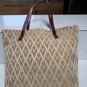Valentino Garavani  Signature V Tote Bag